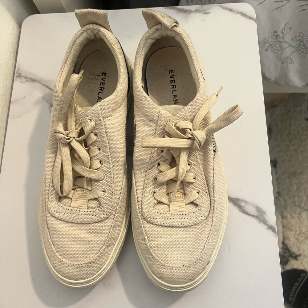 Everlane Natural Canvas Lace-Up Sneakers